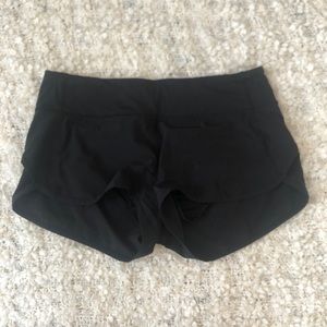 ALL BLACK lululemon run speed shorts